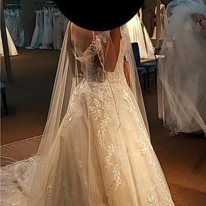 Wedding Dress, white “cream” strapless, ( Sleeves to attached)